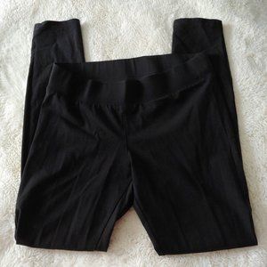 Lilly Pulitzer black pullup pant size 4